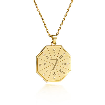 Naszyjnik z wisiorkiem Mędrca (7) w złotym kolorze – Pieczęć Prawdy, numerologiczny amulet duszy