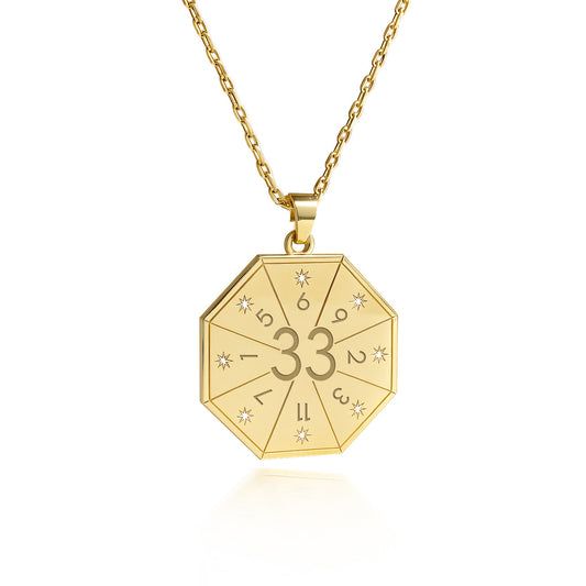 Naszyjnik z wisiorkiem Mistrza Miłości (33) w złotym kolorze – Pieczęć Służby Sercem, numerologiczny amulet duszy