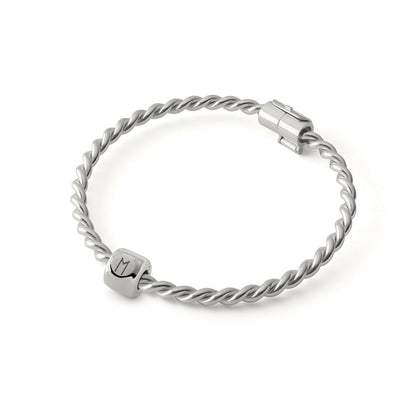 Charms z runą Ehwaz – amulet ruchu i współpracy, brąz pokryty platyną